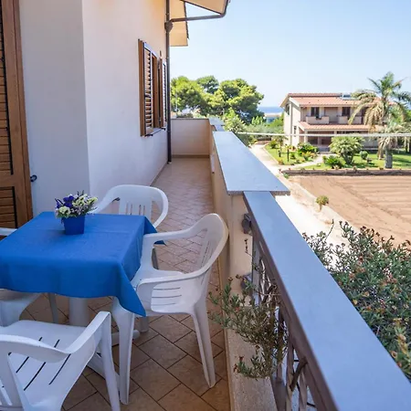 Casa Fiore Apartment Torre Marino